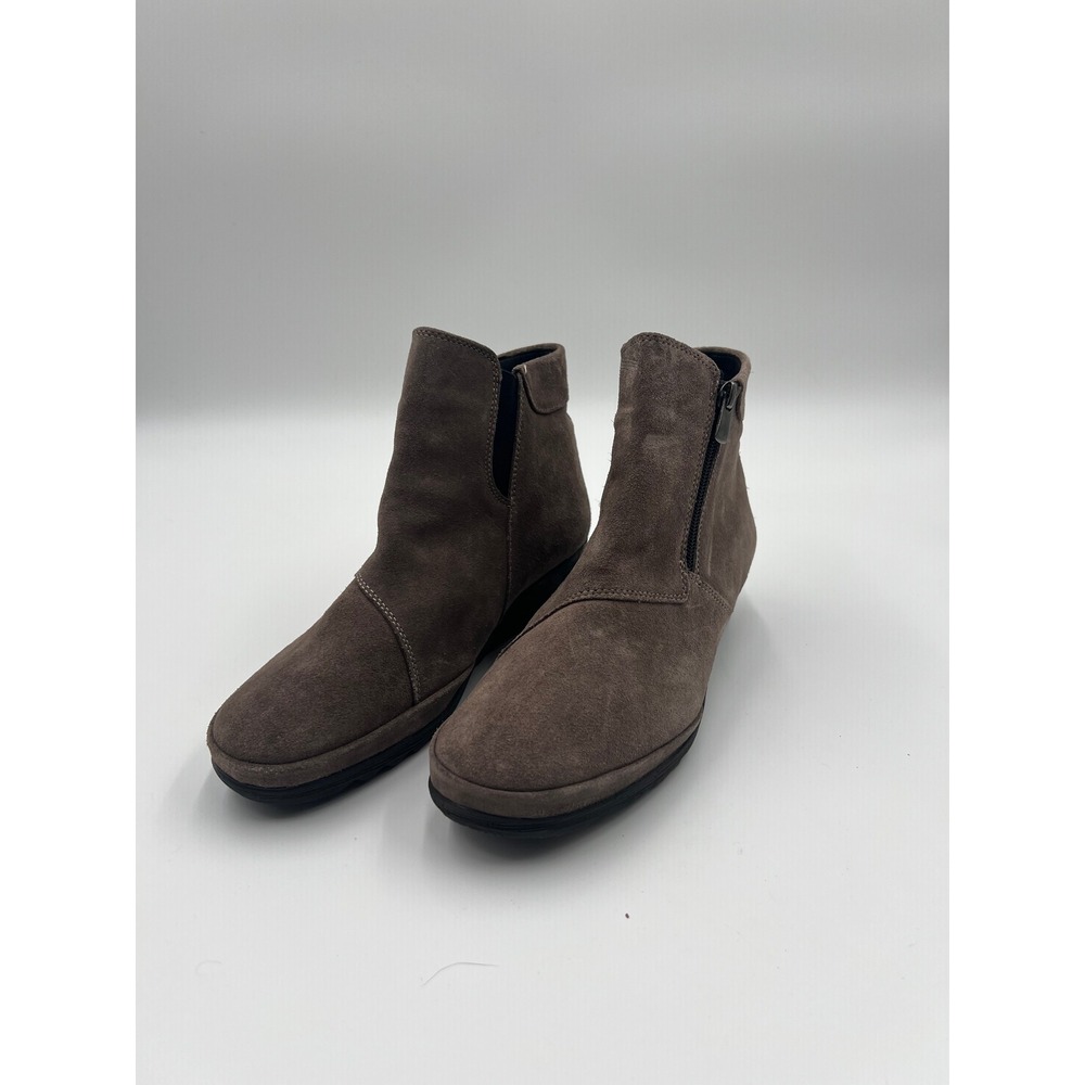 Bjorndal Libby Taupe Suede Leather Ankle Boots Womens Size 9M 39 Zipper Wedge